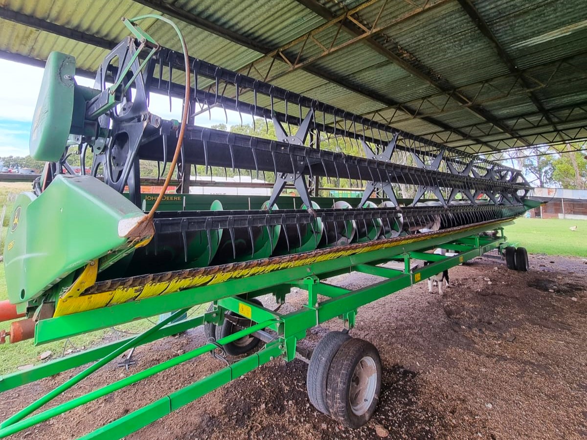 Cosechadora John Deere S660, año 2016