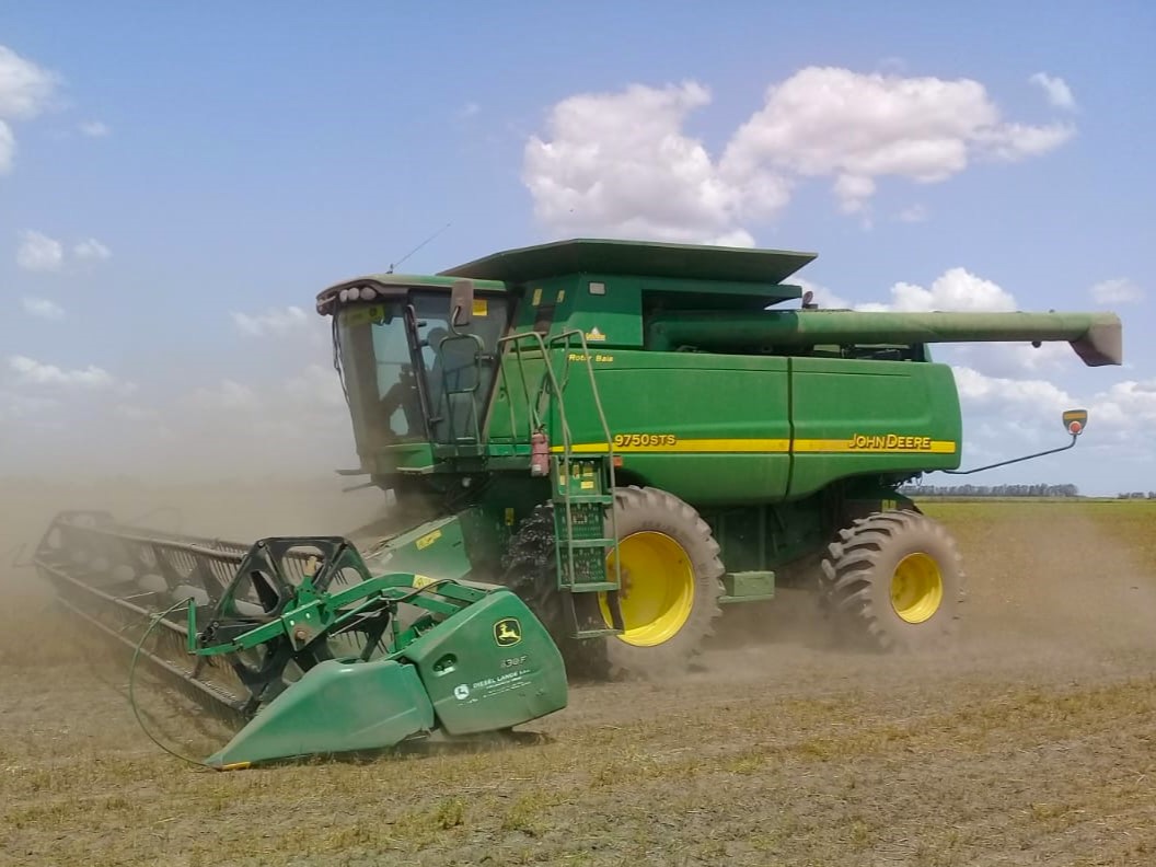Cosechadora John Deere 9750, año 2008
