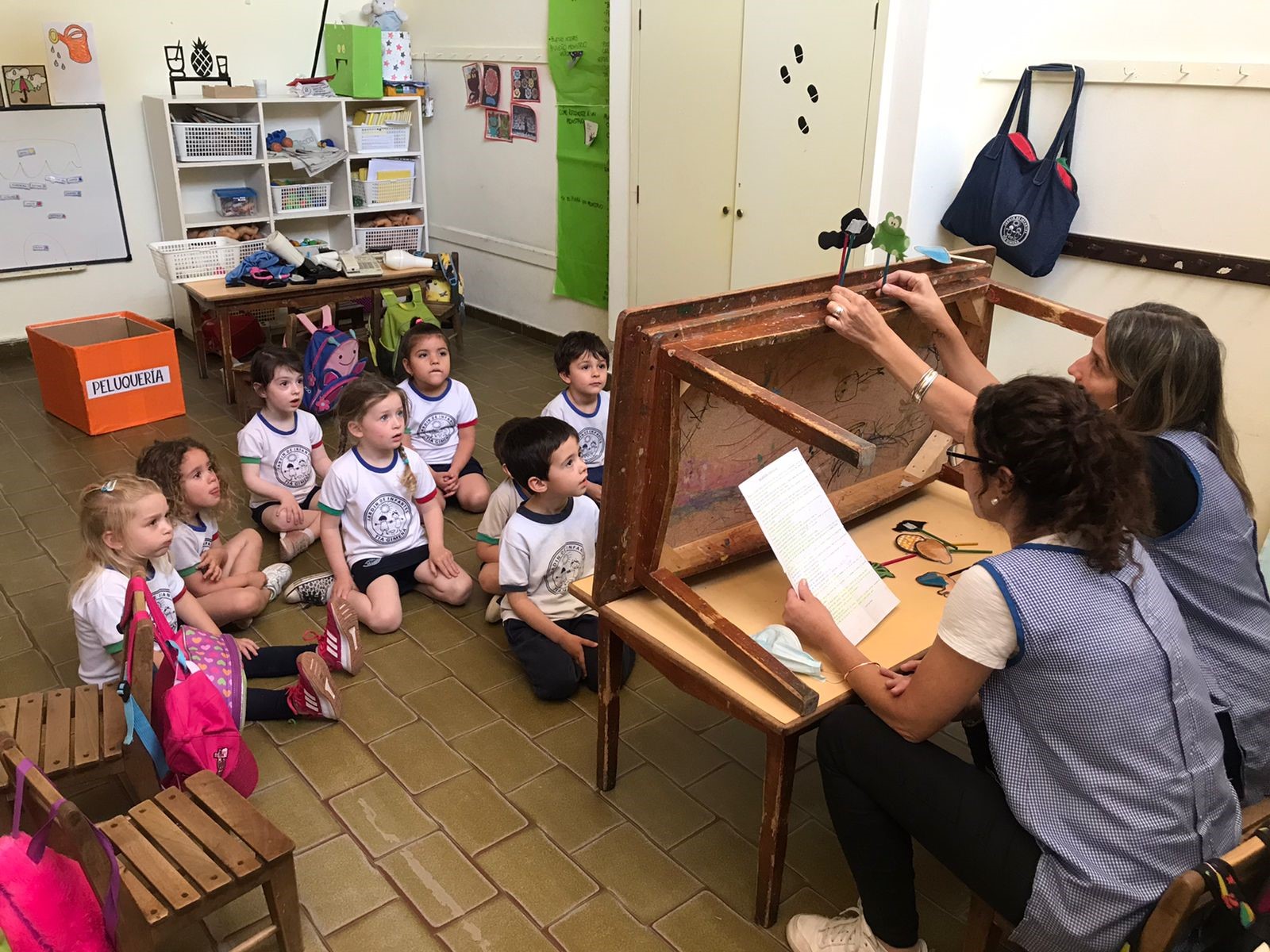 LA BIBLIOTECA DE NUESTRO JARDÍN