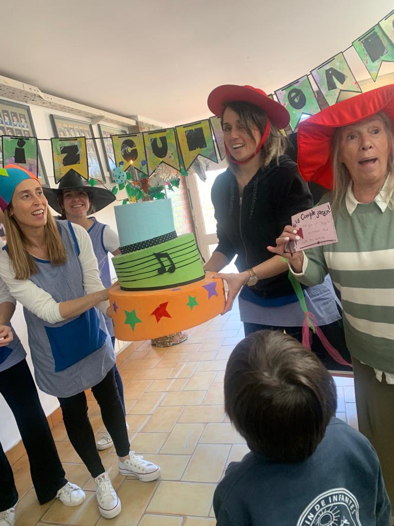 FELIZ CUMPLE JARDIN TIA GIMENA
